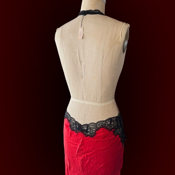 Vintage Y2K Victorias Secret Red Silk Black Lace Maxi Slip Dress NWT - Picture 7 of 13